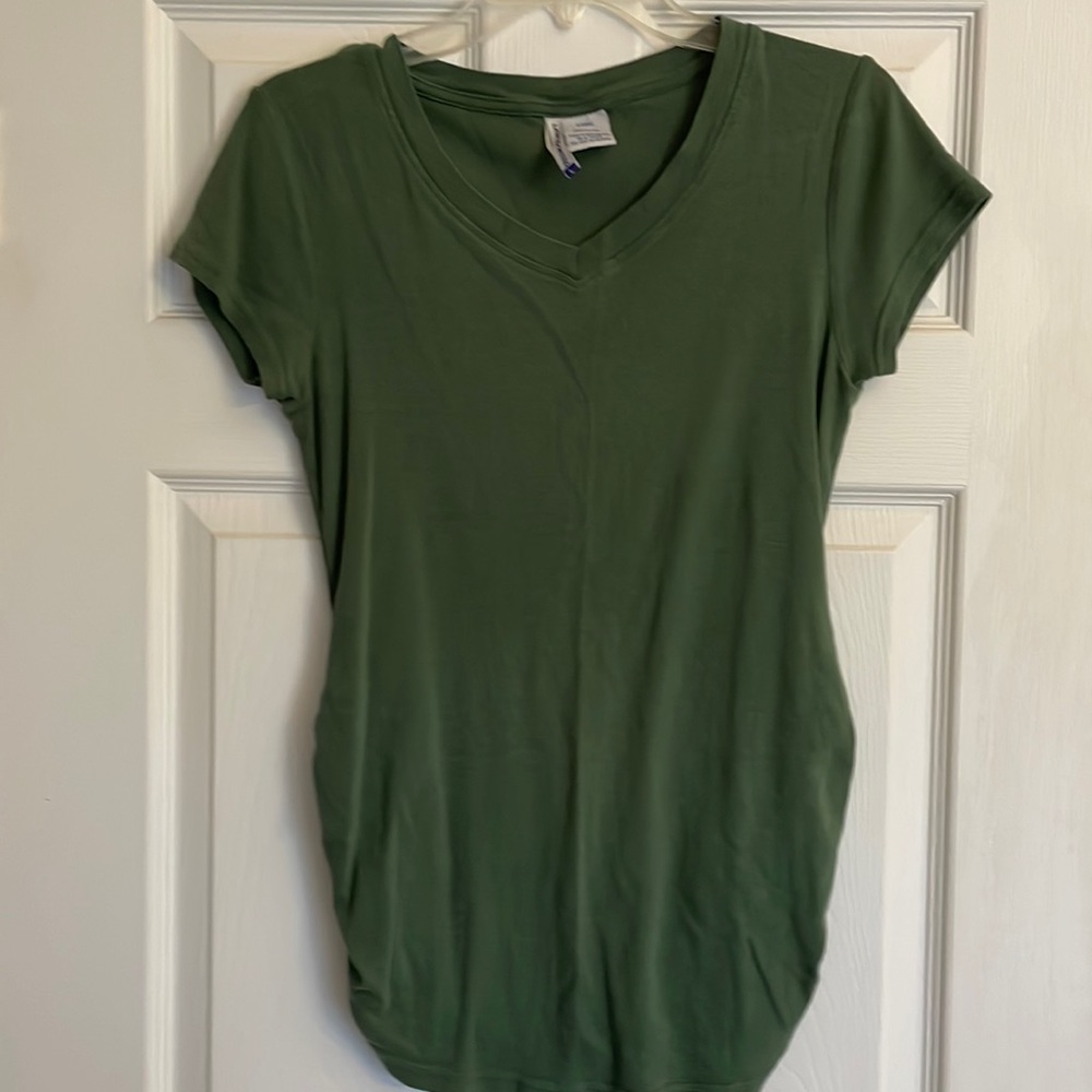 Olive green maternity tshirt with ruched sides